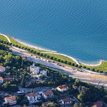 Flori Adriatic Marezige Exterior foto