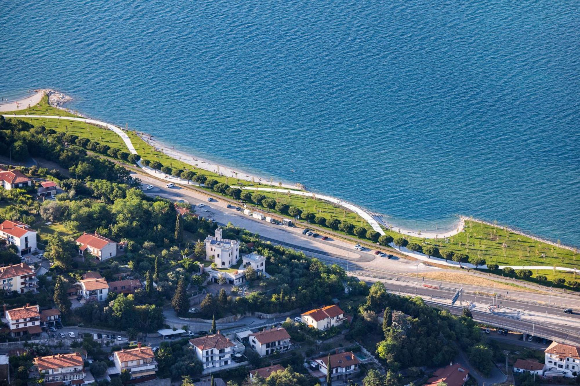 Flori Adriatic Marezige Exterior foto